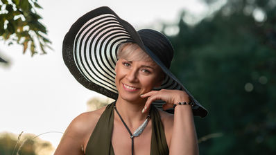 Po drugiej stronie LUSTRA czyli od pokochania siebie do działania - Magdalena Szaciło