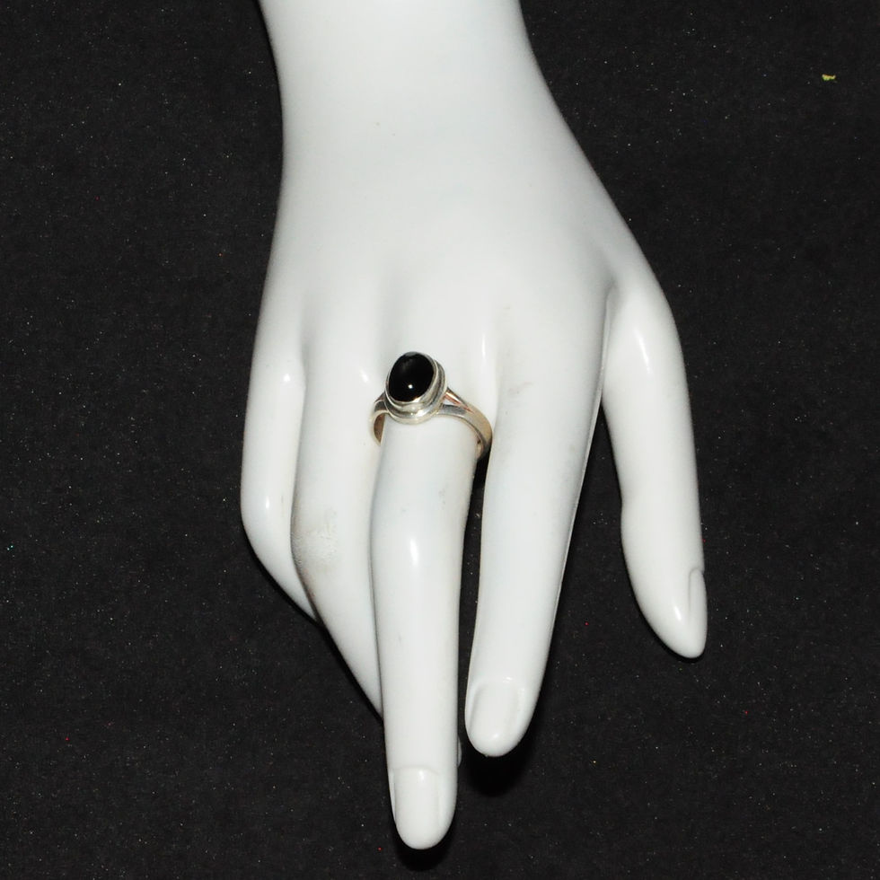 Thumbnail: Sterling Silver Traditional Asian Vintage Style Black Star Ring Size R Gift