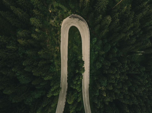 Austria_Hairpin Turn Pic