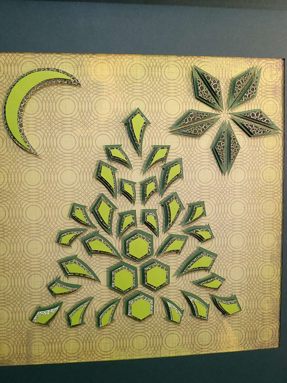 Thumbnail: Paper wall art
