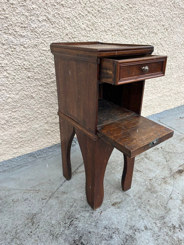 Miniature : Table de chevet originale 