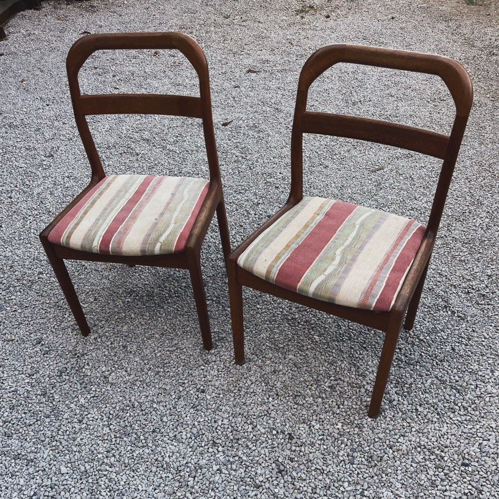 Paire de chaises scandinaves en teck années 60