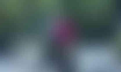 Julia Montes at Coco Martin - Instagram