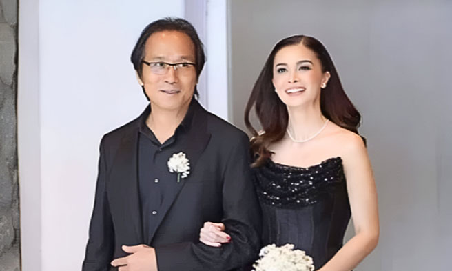 Atong at Sunshine - Circulated, FB