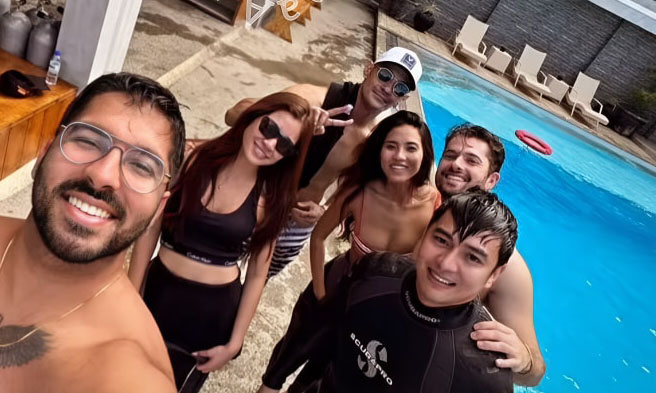 BINI Aiah, Jak Roberto - Circulated, FB