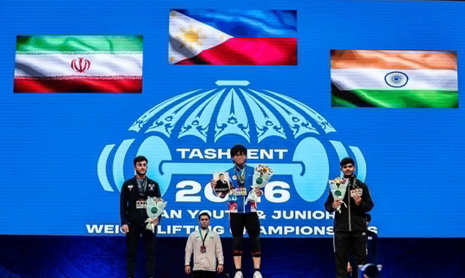Si Albert Ian Delos Santos nang maka-3 ginto sa  2026 Asian Youth and Junior Weightlifting Championships. (Go for Gold pic) 