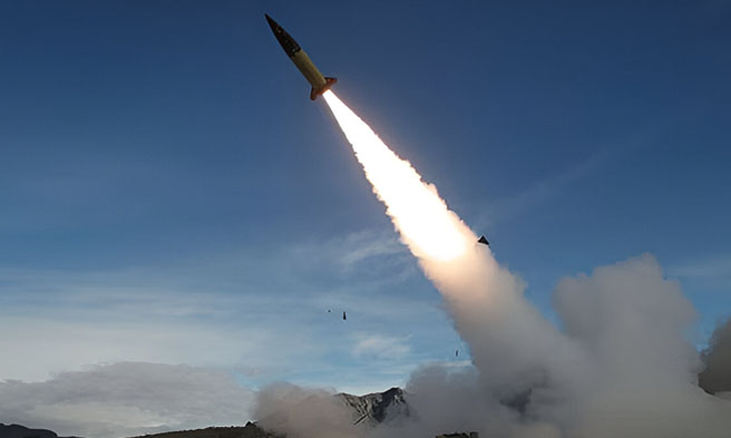 Live fire tests ng Army Tactical Missile System (ATACMS) - John Hamilton-DoD-AFP