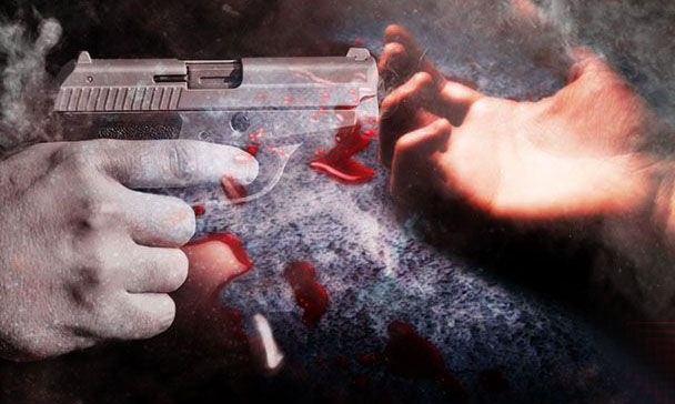 Patay agad ang isang 65-anyos na magsasaka matapos barilin sa dibdib habang inaayos ang kanyang motorsiklo sa Brgy. Cabuco, Trece Martires City, Cavite, kamakalawa ng gabi.