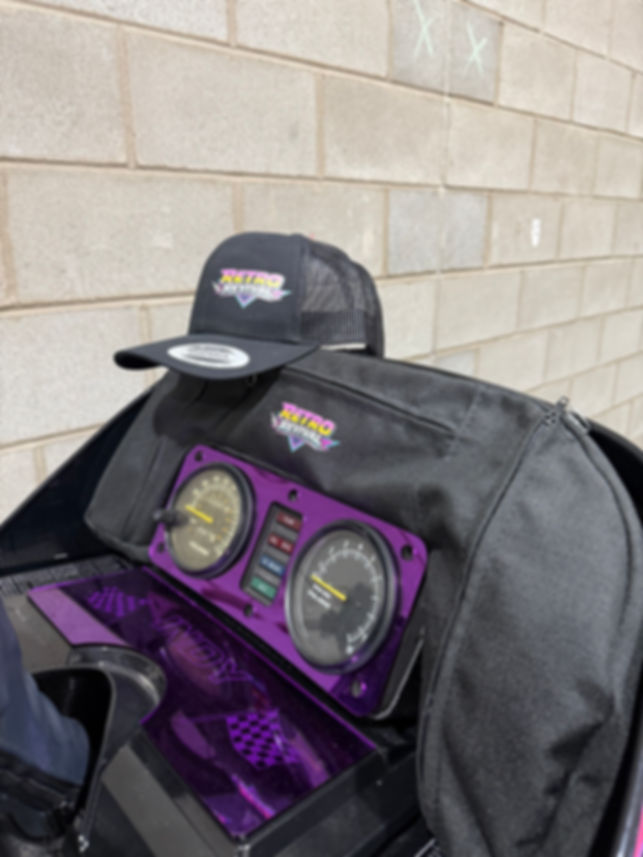 Wedge Low Rise Windshield Bag