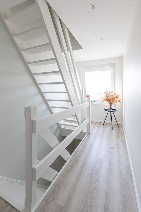 De woning werd in zijn geheel aangepakt door Dezwarte, zowel technieken als interieur.