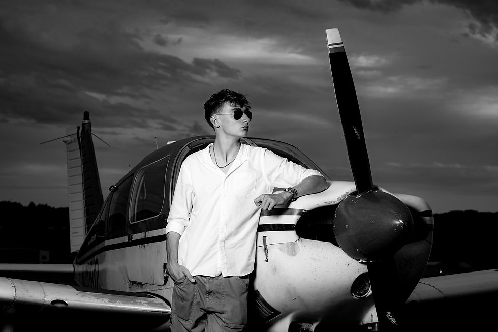 Pilot portraits, amazing sky, PPL