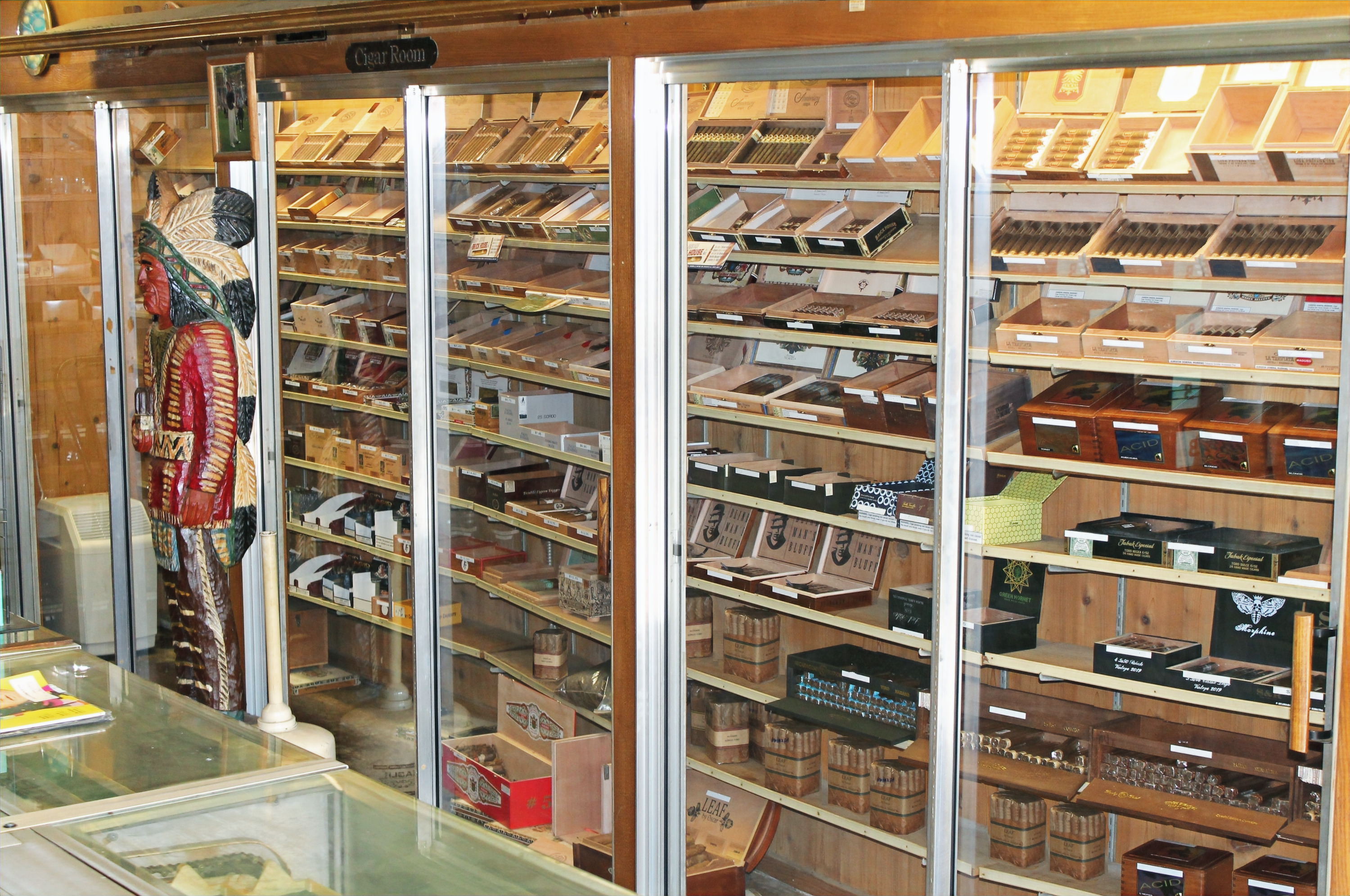 Tower Pipes and Cigars