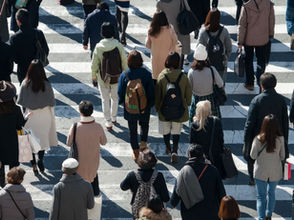 Birleşik Krallık İşgücü Piyasasında Yavaşlama ve Beklentiler