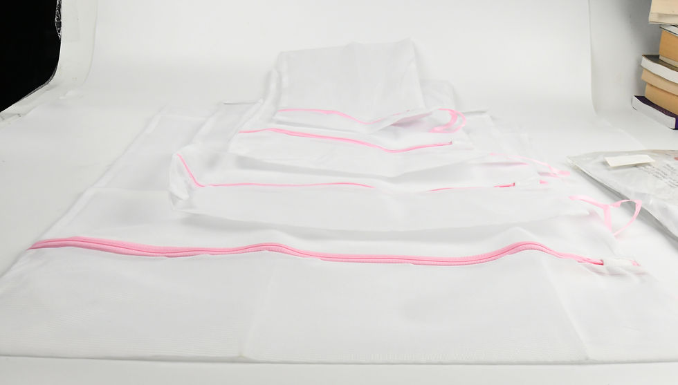 Thumbnail: Loundry Mesh Bags Clothes Washing Machine Protection Bags with Zips 4 pieces