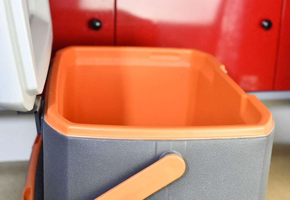 Thumbnail: Coleman 28 QT Xtreme 3 Tricolour 26 Litre 3 Days Cooling Cooler Cool Box