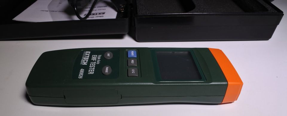 Thumbnail: Extech 480826 Triple Axis EMF Tester (X, Y, Z) (30Hz to 300Hz)