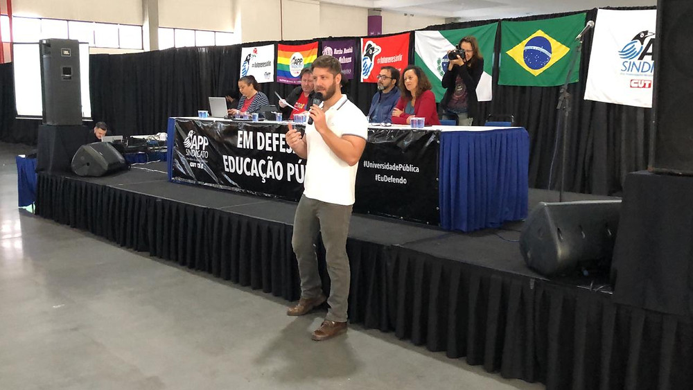 Requião Filho amigo da educação