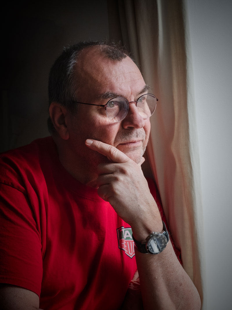 autoportrait-JeanMarc-Vidal-6x6.jpg