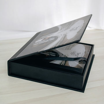 Designed to perfectly match your photobook series.