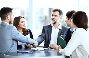 Come Mediatrice Familiare costituisco una figura terza imparziale che accompagna le famiglie nel difficile e doloroso processo di separazione. Lavoro per rendere la coppia protagonista e responsabile nella gestione del conflitto e nella riorganizzazione delle relazioni familiari. Nel percorso di Mediazione Familiare vengono valorizzati l’ascolto, l’empatia e il riconoscimento delle emozioni come strumenti per ripristinare armonia e gettare le basi per un dialogo costruttivo. Solo in questo modo si può giungere a un risultato che soddisfi tutti, tuteli i figli qualora ce ne fossero, trasformi la rabbia e il rancore in rispetto e collaborazione, dando vita a nuovi orizzonti e nuove sfumature familiari.