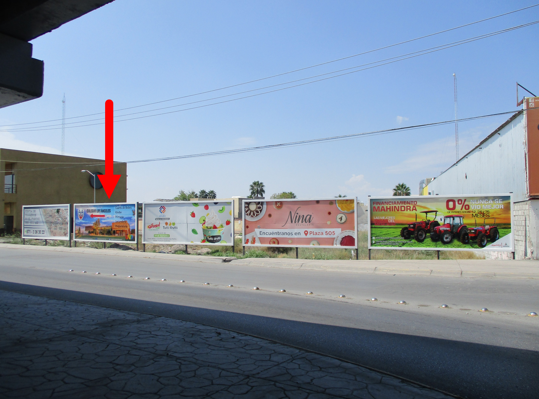 V004 - CARR TORREON SAN PEDRO ESQ. CON BLVD. CENTENARIO