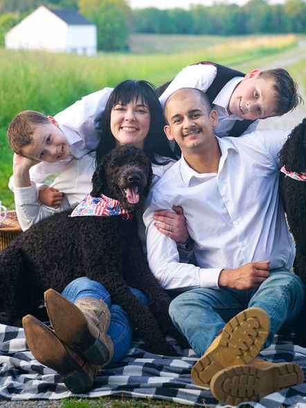 Family Portraits with Pets 