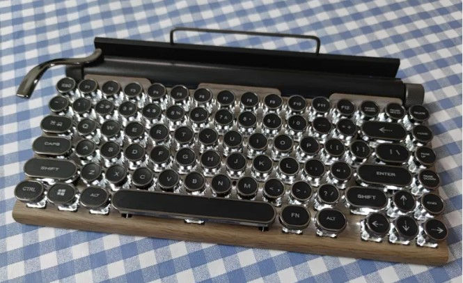 Thumbnail: Mechanical Keyboard