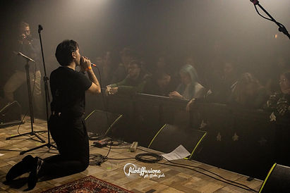 Madera in scena con slam poetry