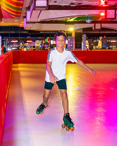 Rollerskating 4.jpeg