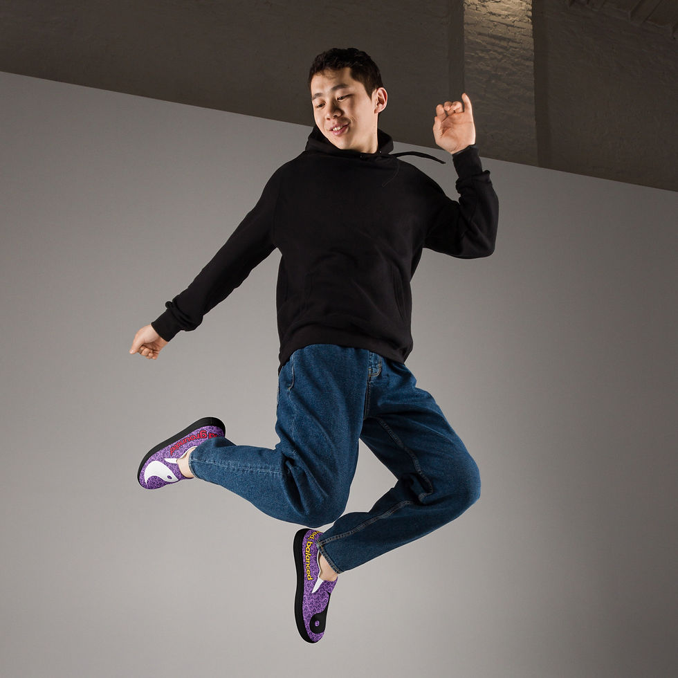 Thumbnail: Grounding M Canvas slip-on shoes black soles front/side view jumping up