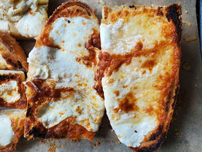 Best Cheesy Garlic Bread