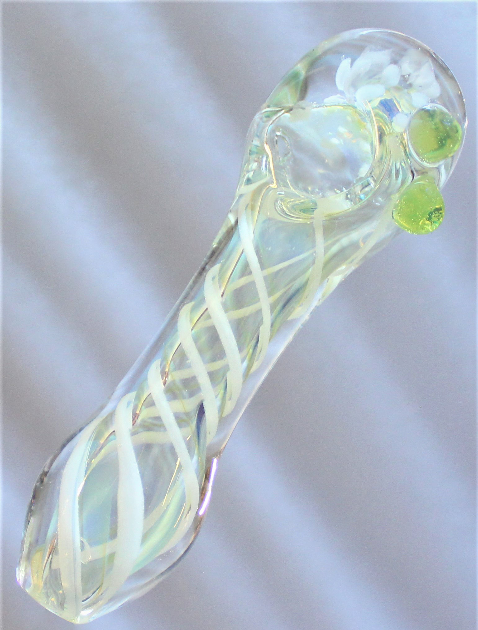 4" Glow in the Dark Pipe