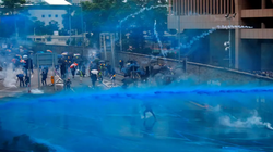 w980-p16x9-hong-kong-water-cannon-reuter