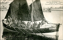 Canot amicia sous voile.PNG