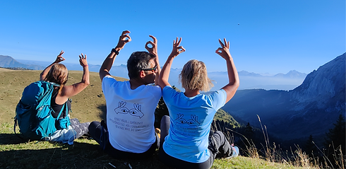 Clients de l'agence de voyage Explore Aventure