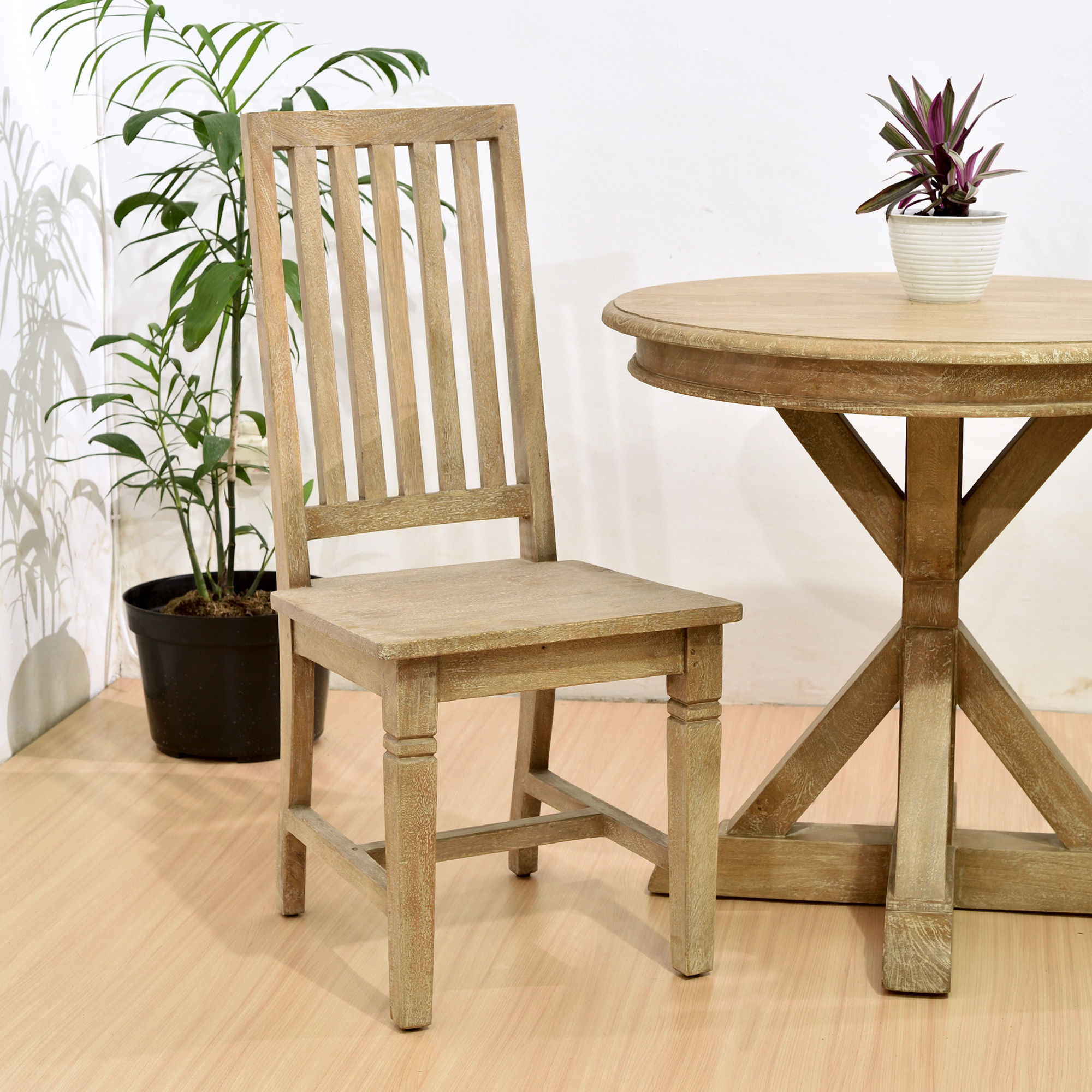 MAH665 - Lodge Dining Chair