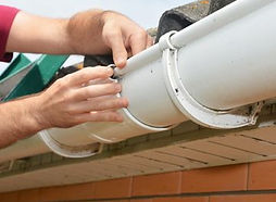 Roof Gutter Repair