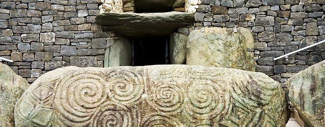 Brú na Bóinne | Newgrange Tours Newgrange Tours Mary Gibbons