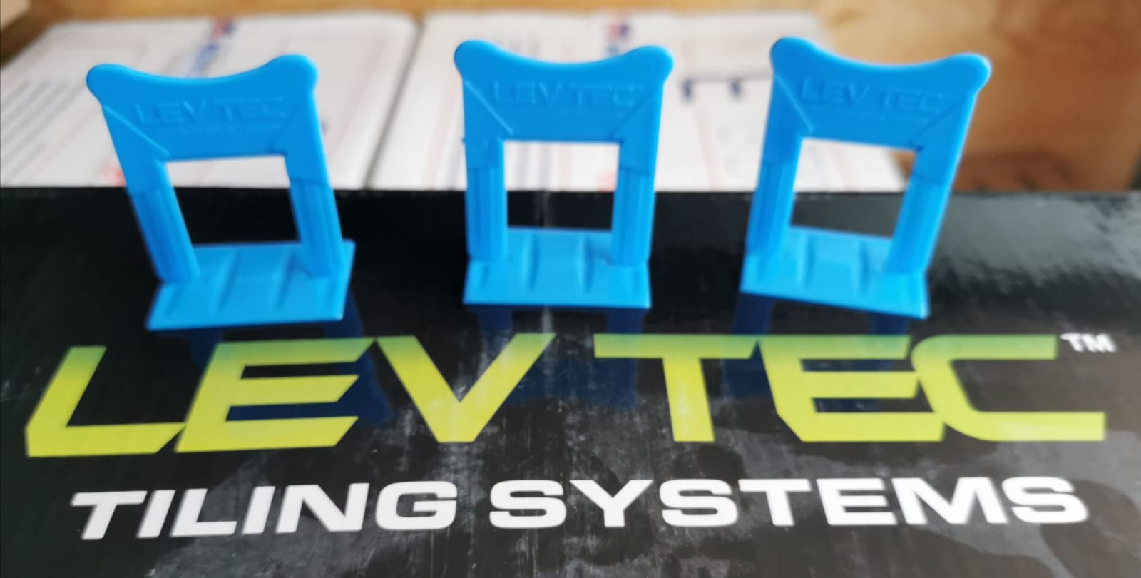20mm+ Leveling Clips