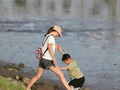The Science Behind Investigative Parenting: Why Curiosity + Gratitude = Thriving Kids