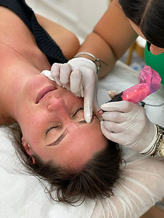 semi permanente make-up wenkbrauwen powderbrows ombre brows lashlift browlift brows & beyond leek