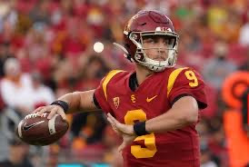 WE HAVE USC FOOTBALL!!!!!!