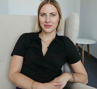 IMG_2907-scaled-e1738157132133-1516x2048