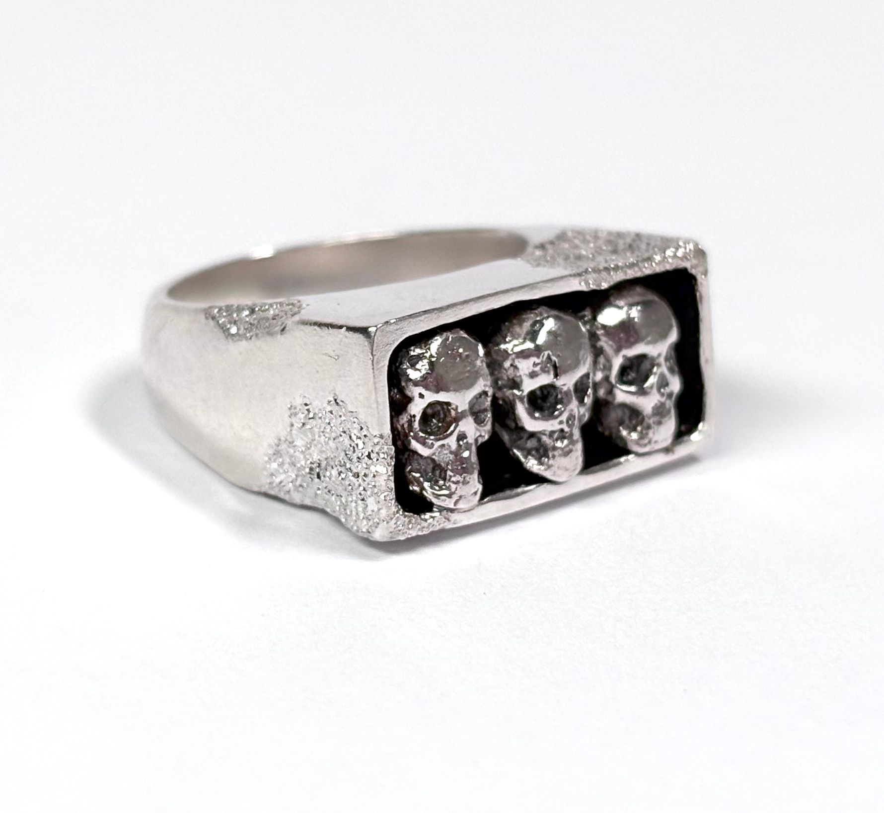 Trio Skull Ring
