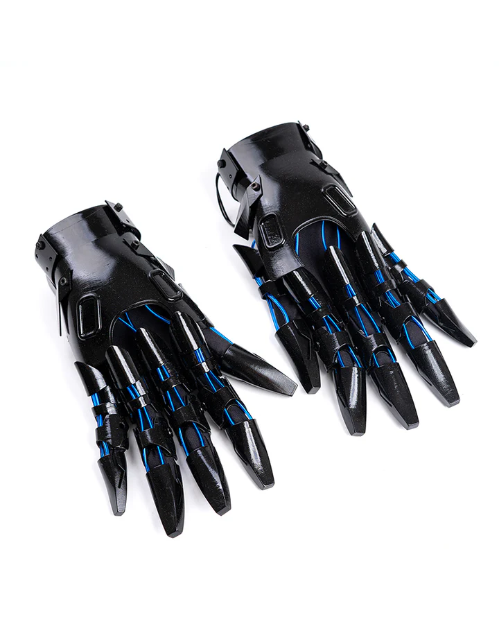 an exemple of tech gloves