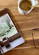 magazine break café
