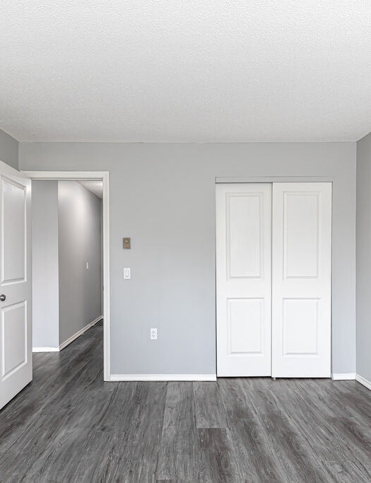 Ivy Woods Bedroom with Walk-in. Closet
