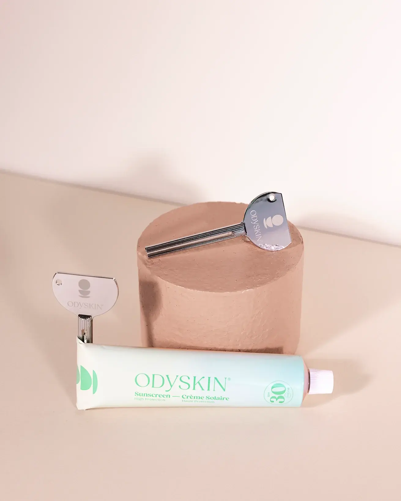ODYSKIN Clé Squeezer pour tube