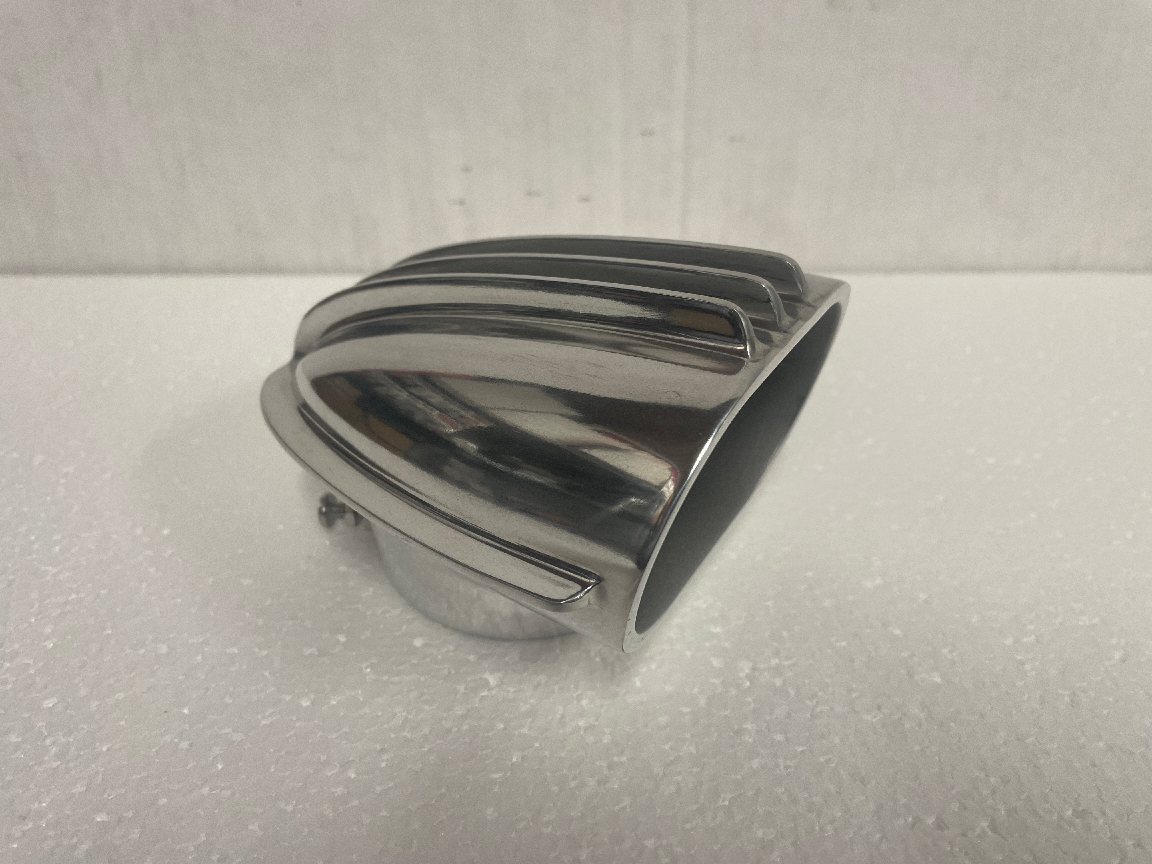 Finned Scoop Polished