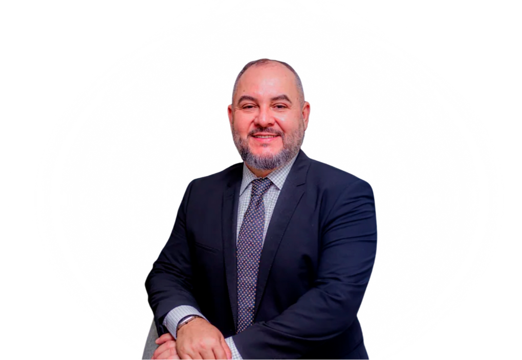 Nirceu Mendes (17)_edited.png